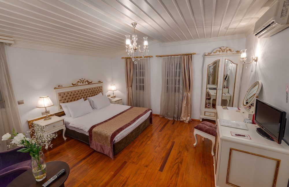 Tuvana Hotel Superior Room 2