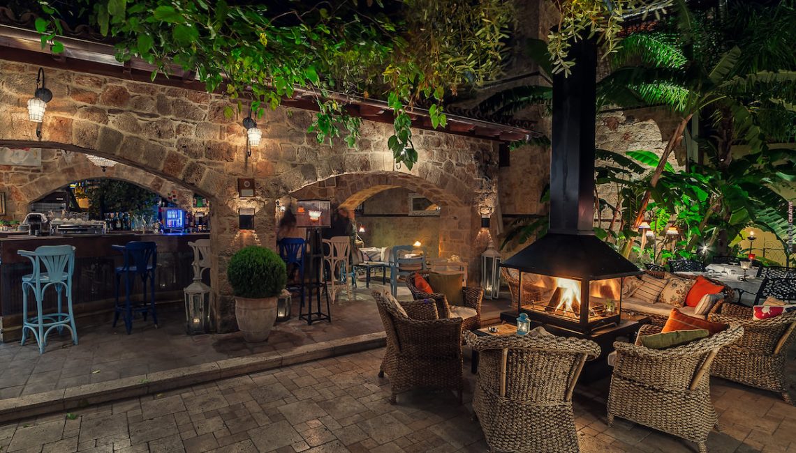 Seraser Fine Dining Restaurant 11