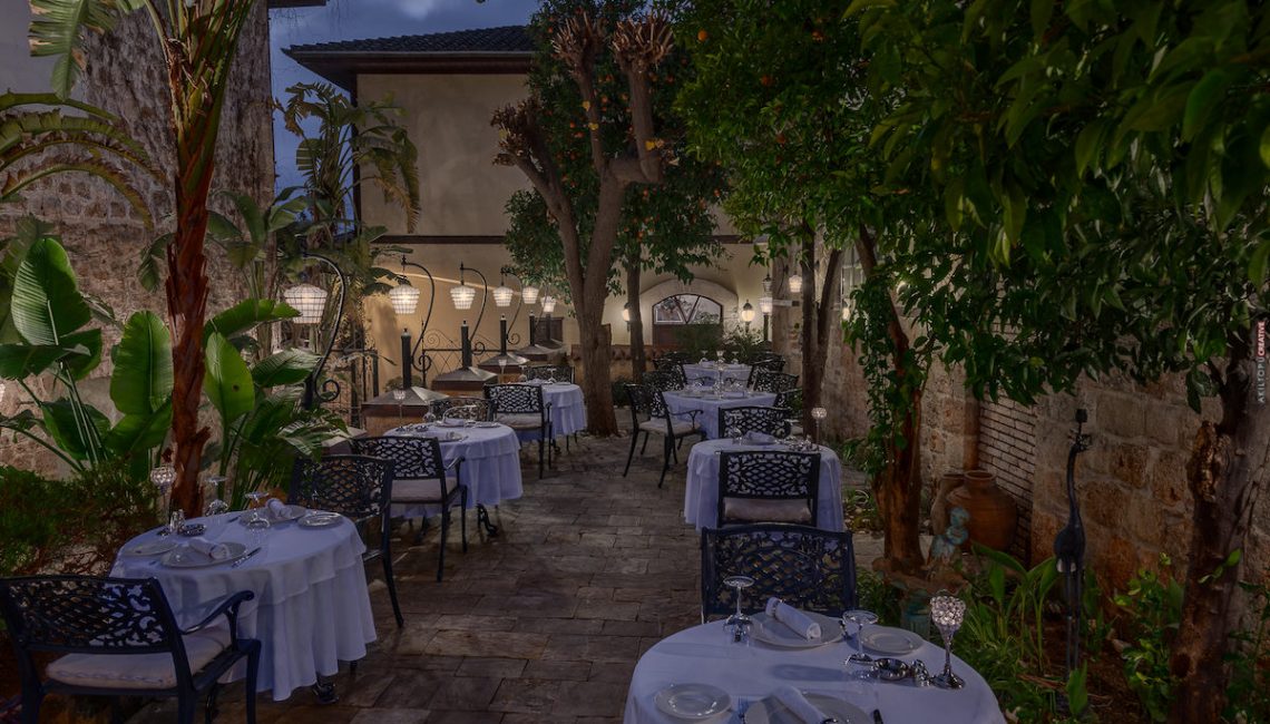 Seraser Fine Dining Restaurant 9